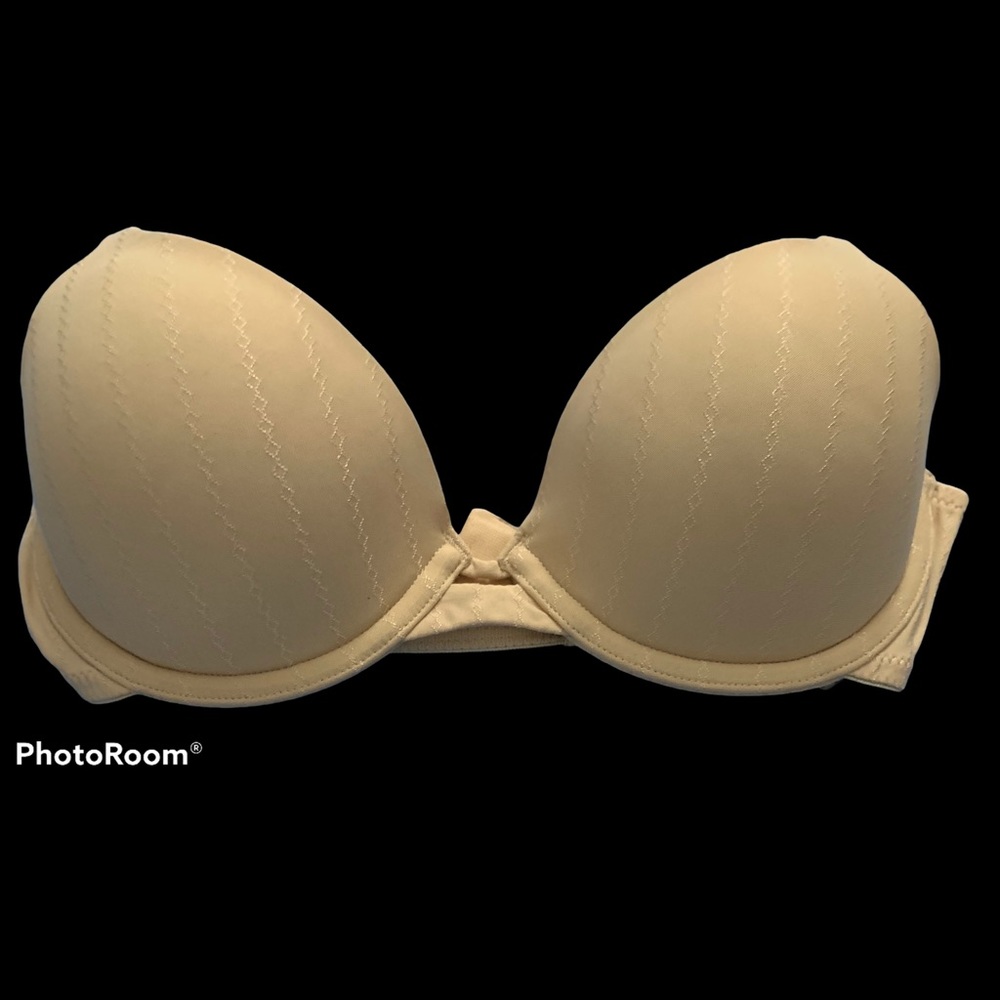 Lily of France molded cup bra